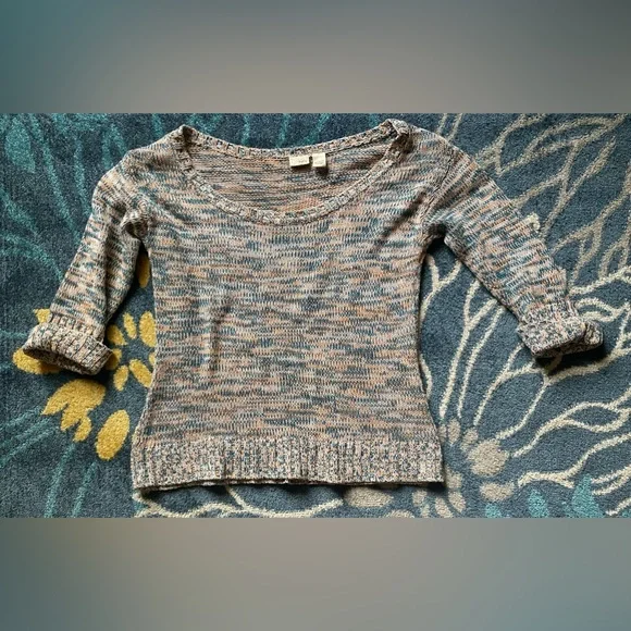 LIKE NEW LARGE Daytrip Off The Shoulder Sweater Super Cute warm PERFECT SEE PICS - Picture 8 of 17